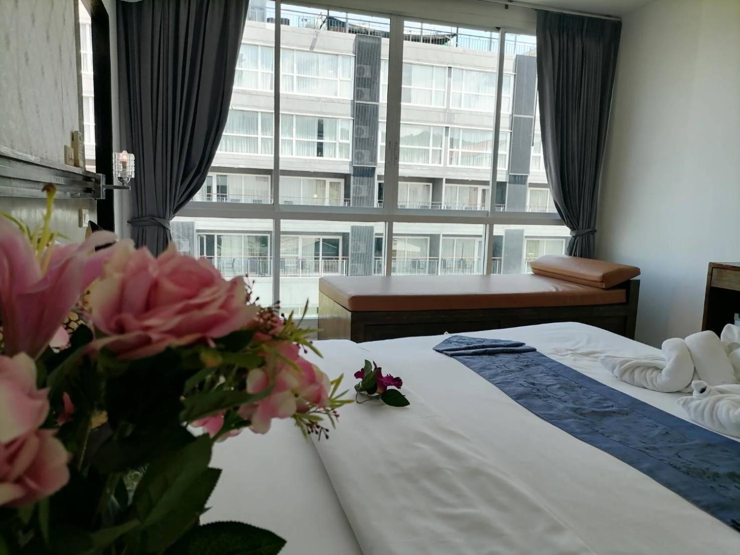 Nj Patong Hotel Extérieur photo